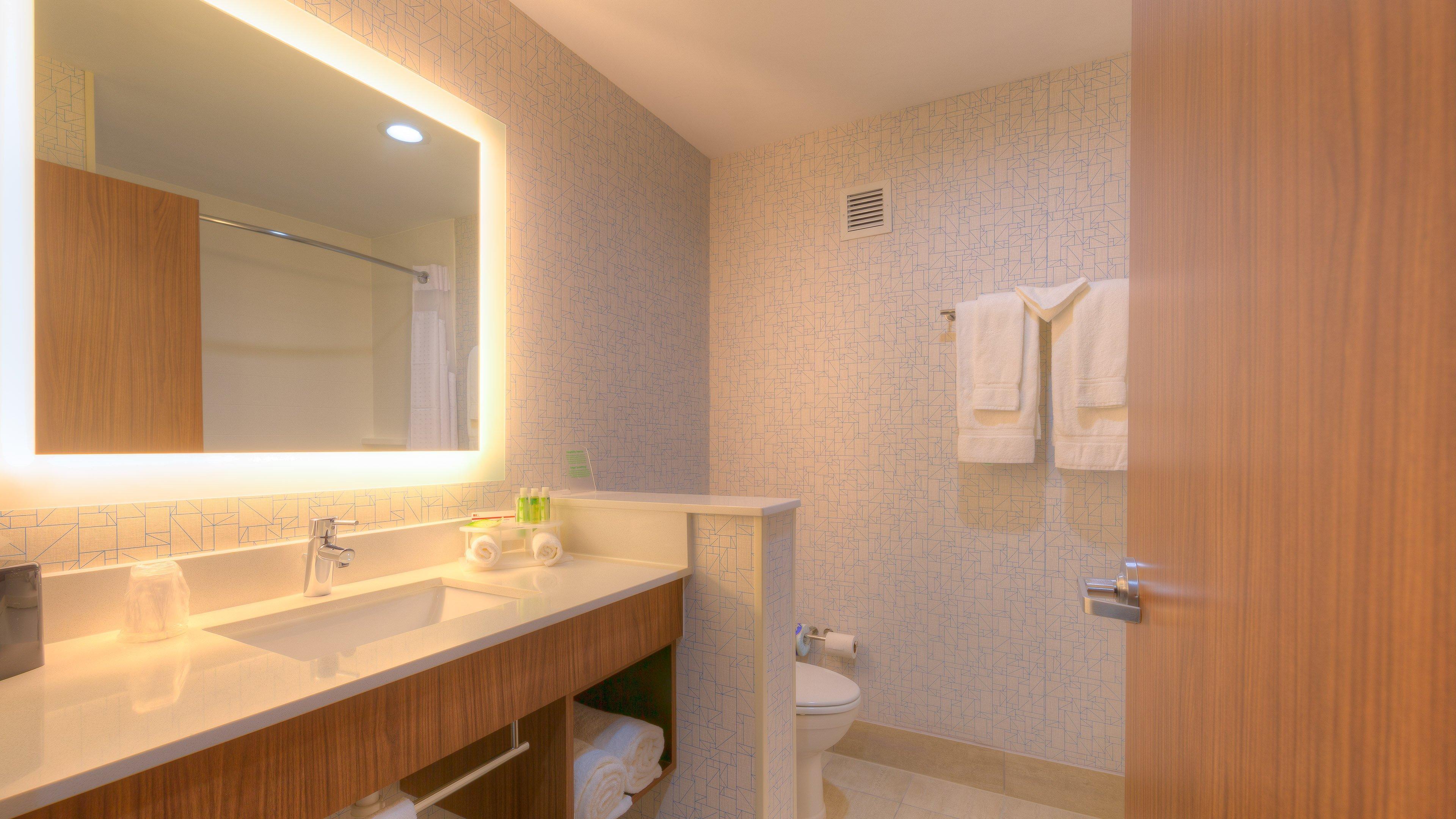 Holiday Inn Express & Suites Tulsa Midtown By Ihg Zewnętrze zdjęcie