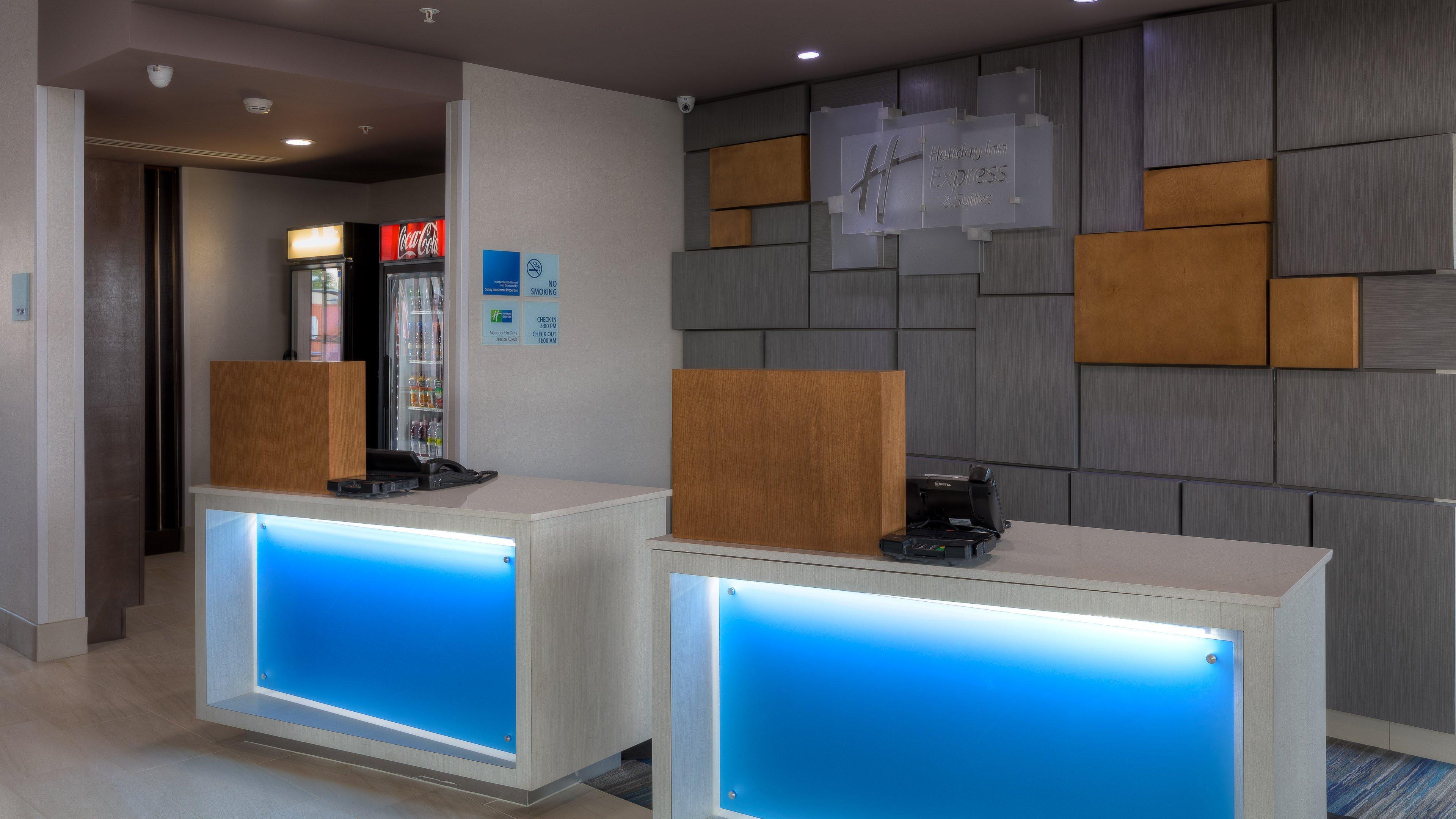 Holiday Inn Express & Suites Tulsa Midtown By Ihg Zewnętrze zdjęcie