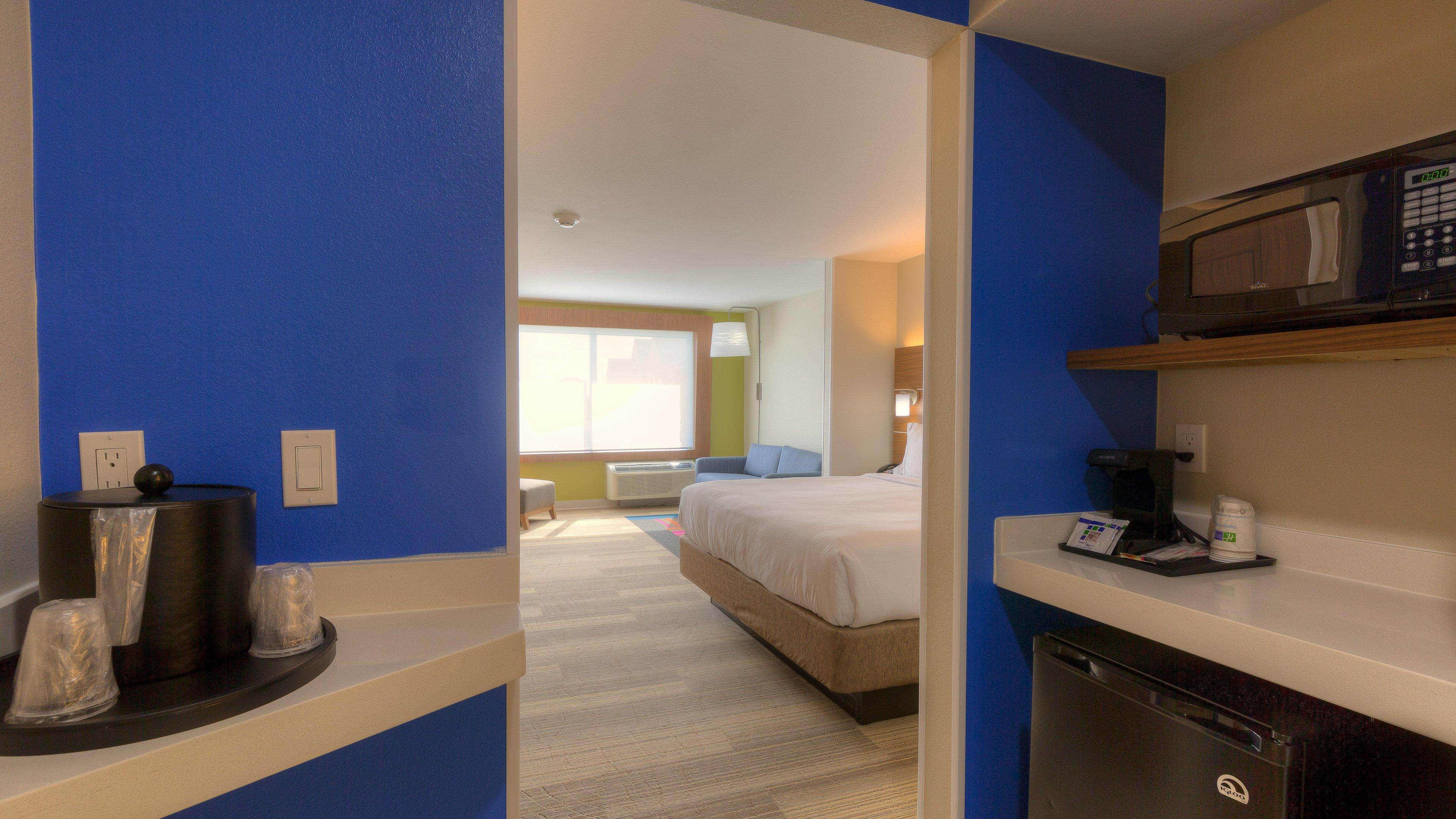 Holiday Inn Express & Suites Tulsa Midtown By Ihg Zewnętrze zdjęcie