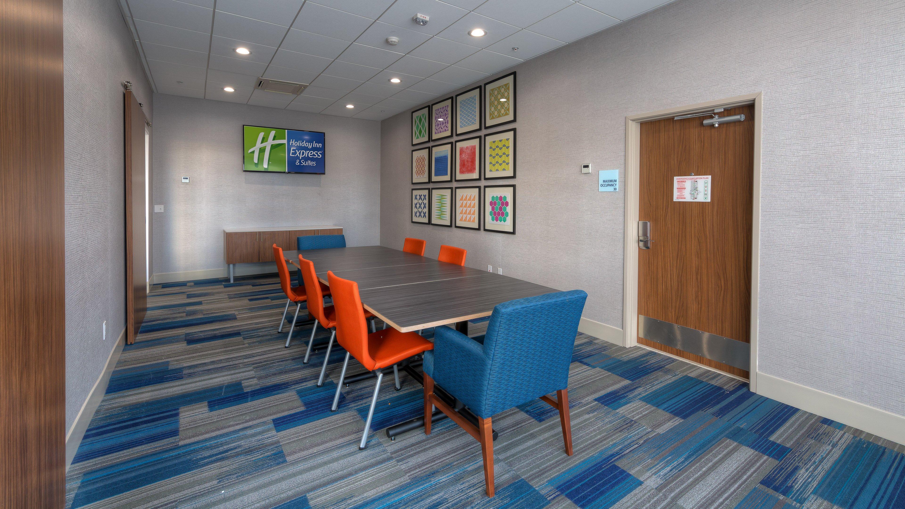 Holiday Inn Express & Suites Tulsa Midtown By Ihg Zewnętrze zdjęcie